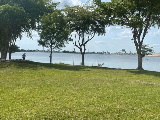 4719 NW 7th St 109-11, Miami, FL 33126