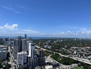185 SW 7th St 3702, Miami, FL 33130
