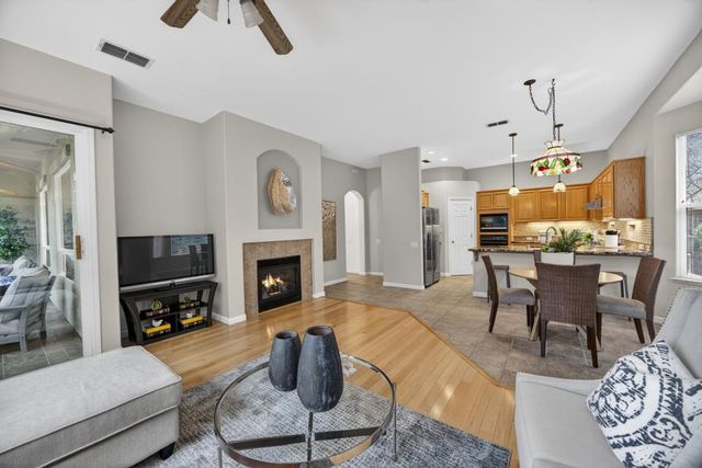 3017 Crestwood Way, Rocklin, CA 95765