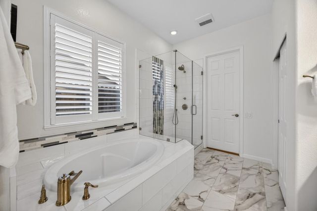 3017 Crestwood Way, Rocklin, CA 95765