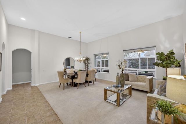 3017 Crestwood Way, Rocklin, CA 95765