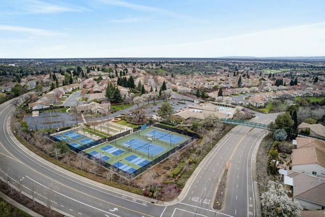 3017 Crestwood Way, Rocklin, CA 95765