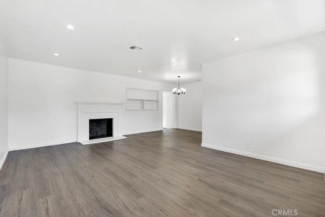 6056 Woodman Avenue, Van Nuys, CA 91401