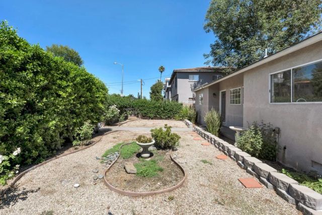 6056 Woodman Avenue, Van Nuys, CA 91401
