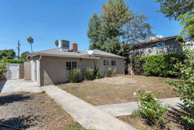 6056 Woodman Avenue, Van Nuys, CA 91401
