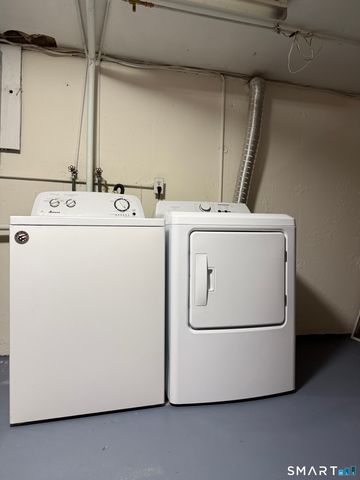 273 Queen Street APT 16A, Southington, CT 06489