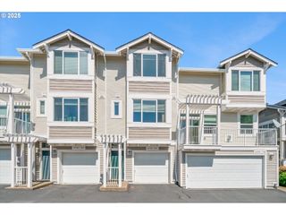 14701 Sw BEARD Rd 103, Beaverton, OR 97007