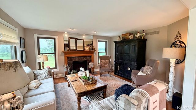 1205 Yule Road, Addison Township, MI 48367