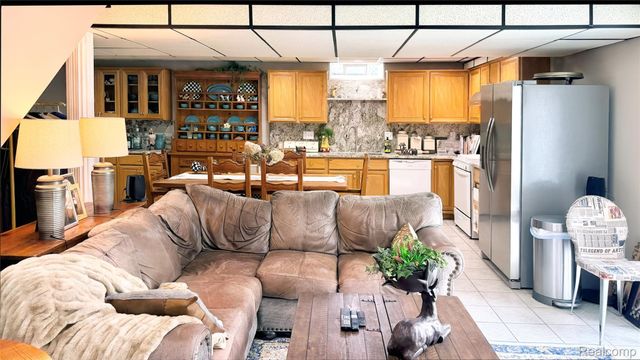 1205 Yule Road, Addison Township, MI 48367