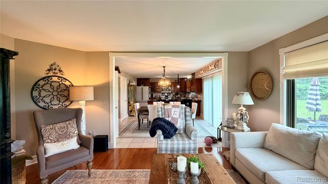 1205 Yule Road, Addison Township, MI 48367