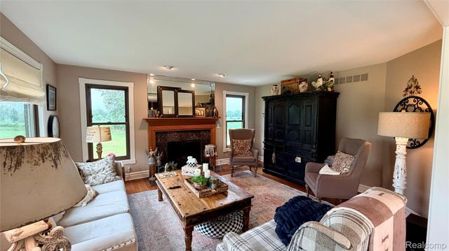 1205 Yule Road, Addison Township, MI 48367