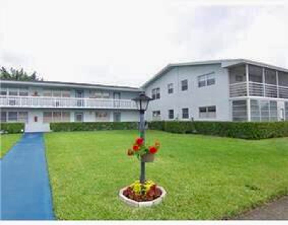 138 FARNHAM F N 138, Deerfield Beach, FL 33442