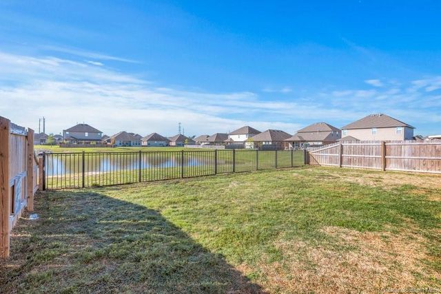 317 Langley Drive, Sulphur, LA 70665