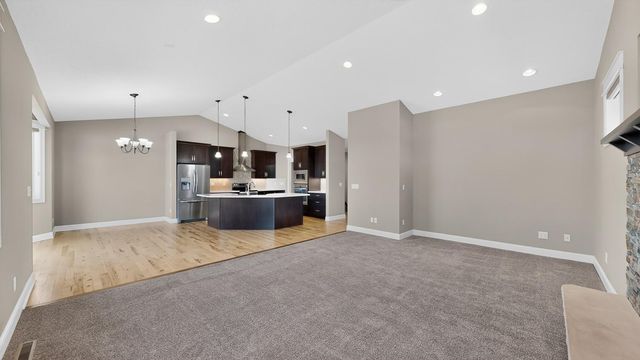 1504 Century Corner Lane NE, Rochester, MN 55906