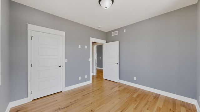 1504 Century Corner Lane NE, Rochester, MN 55906