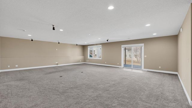 1504 Century Corner Lane NE, Rochester, MN 55906