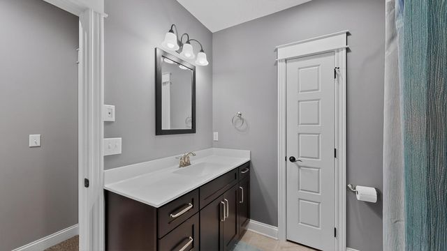 1504 Century Corner Lane NE, Rochester, MN 55906