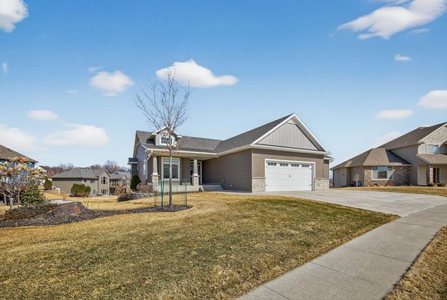 1504 Century Corner Lane NE, Rochester, MN 55906