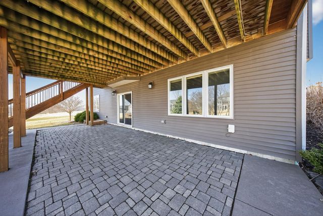 1504 Century Corner Lane NE, Rochester, MN 55906