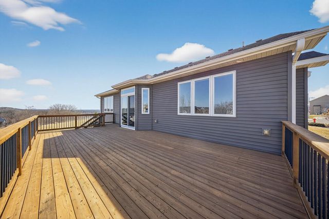 1504 Century Corner Lane NE, Rochester, MN 55906