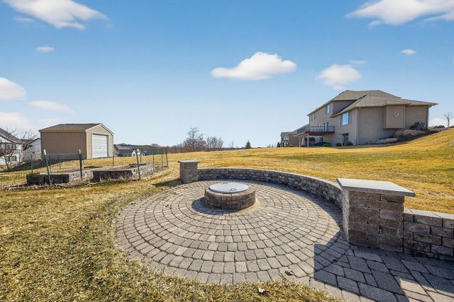 1504 Century Corner Lane NE, Rochester, MN 55906