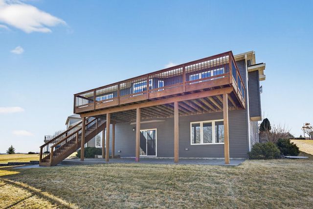 1504 Century Corner Lane NE, Rochester, MN 55906