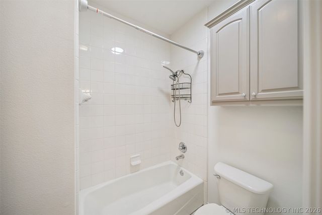 5216 E 148th Street S, Bixby, OK 74008