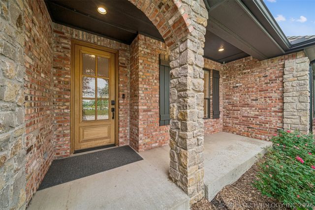 5216 E 148th Street S, Bixby, OK 74008