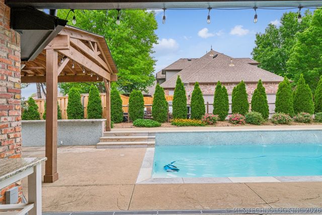 5216 E 148th Street S, Bixby, OK 74008