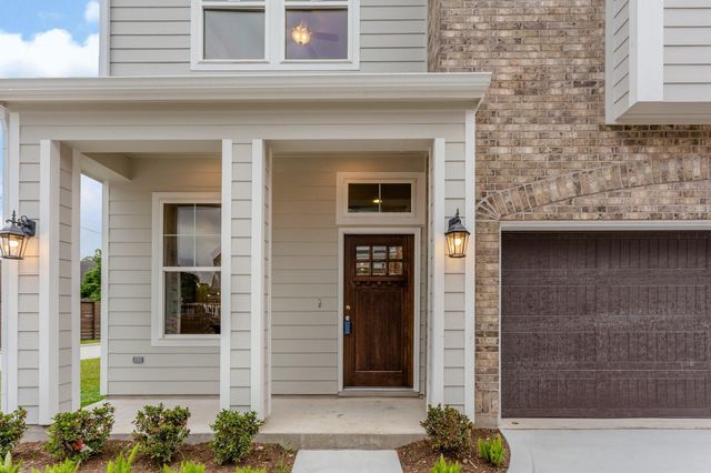 5010 Ella Boulevard, Houston, TX 77018