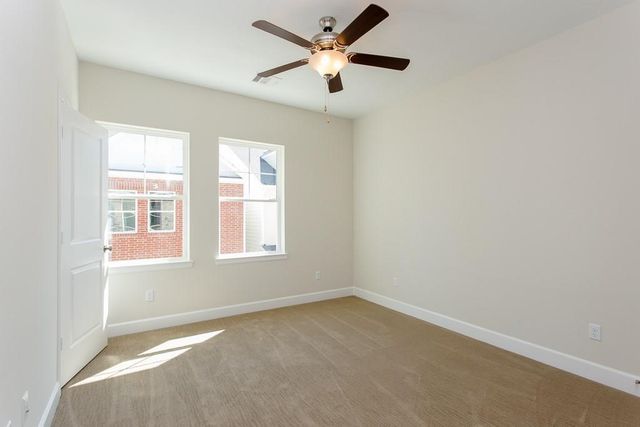 5010 Ella Boulevard, Houston, TX 77018