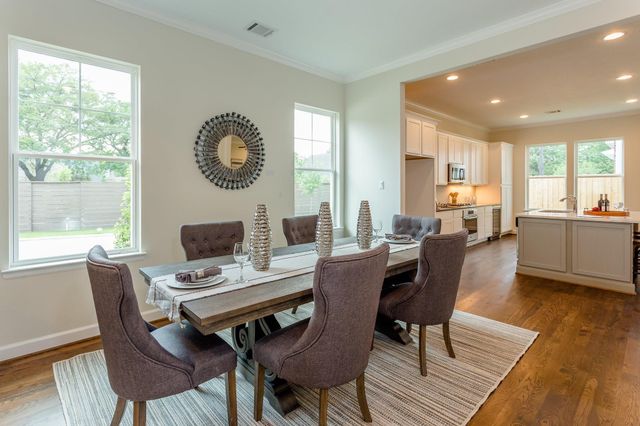 5010 Ella Boulevard, Houston, TX 77018