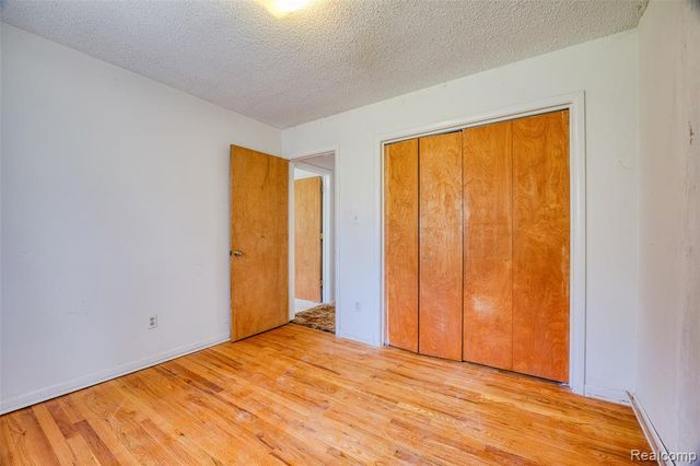 3020 Glengary Road, Commerce Twp, MI 48382