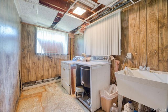 3020 Glengary Road, Commerce Twp, MI 48382