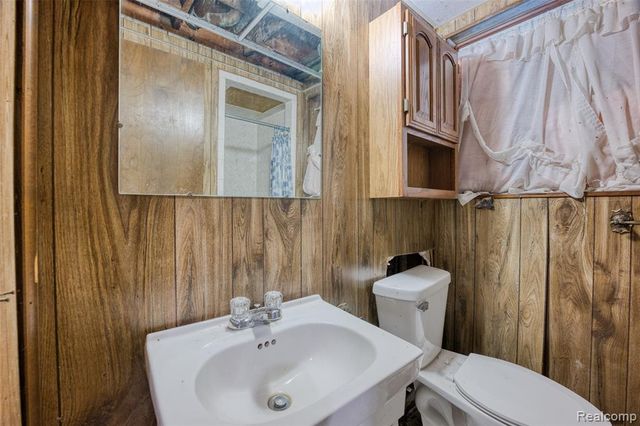 3020 Glengary Road, Commerce Twp, MI 48382