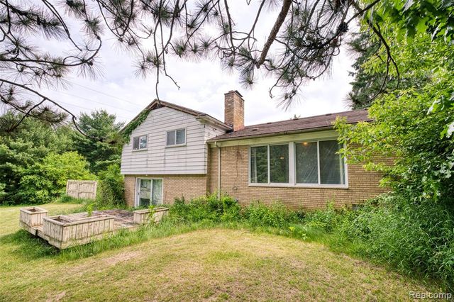 3020 Glengary Road, Commerce Twp, MI 48382