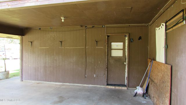 2722 E David Drive, Gulfport, MS 39503