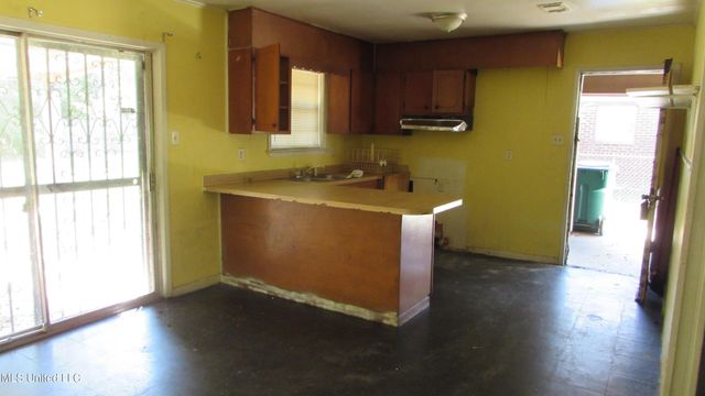 2722 E David Drive, Gulfport, MS 39503