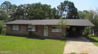 2722 E David Drive, Gulfport, MS 39503