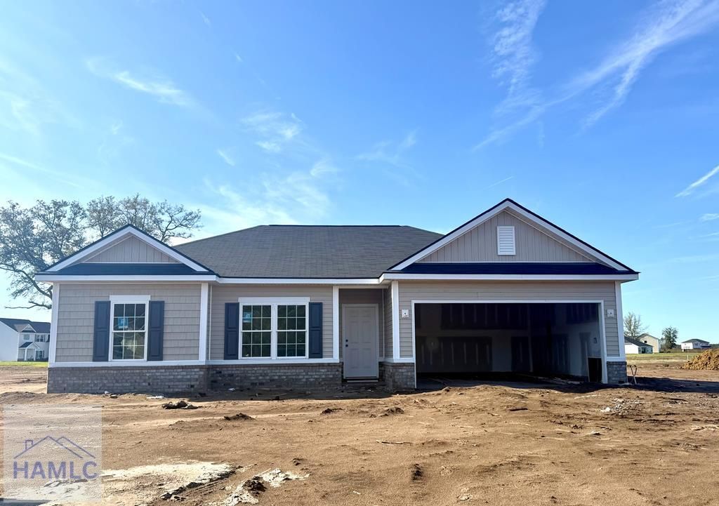 393 Buckhead Loop, Allenhurst, GA 31301