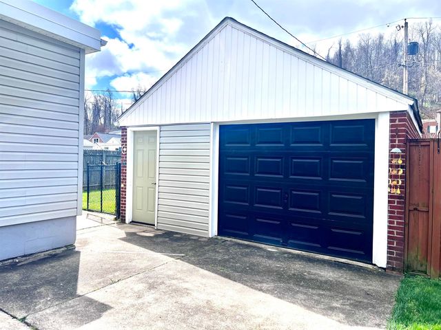 121 Wilson Court, Huntington, WV 25701