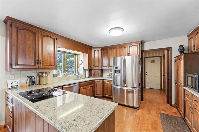 23680 W 289th Terrace, Paola, KS 66071