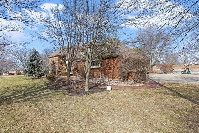 23680 W 289th Terrace, Paola, KS 66071