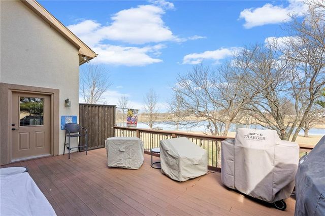 23680 W 289th Terrace, Paola, KS 66071