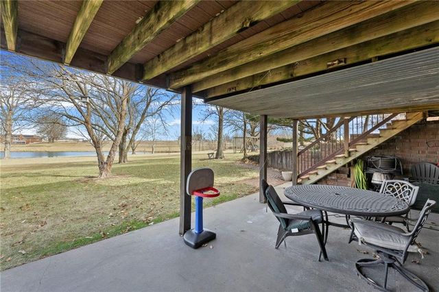 23680 W 289th Terrace, Paola, KS 66071