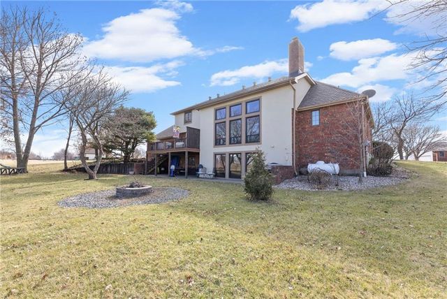 23680 W 289th Terrace, Paola, KS 66071