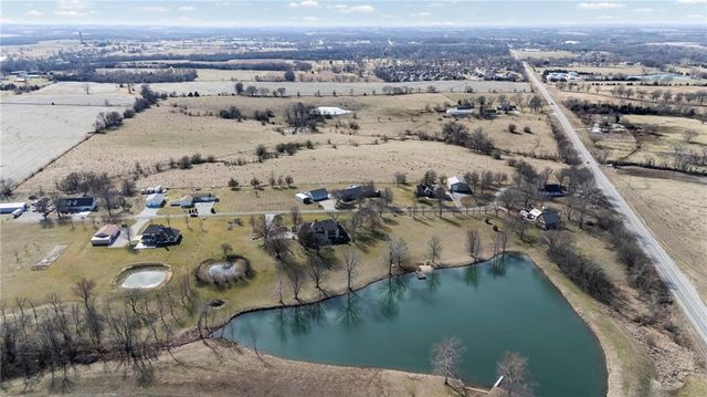 23680 W 289th Terrace, Paola, KS 66071