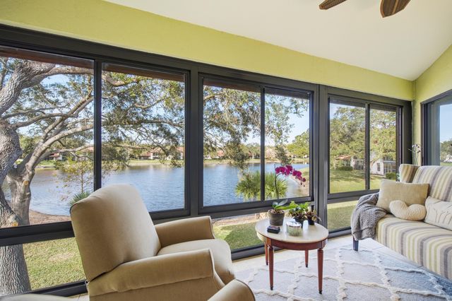 6100 SE Martinique Drive 201, Stuart, FL 34997