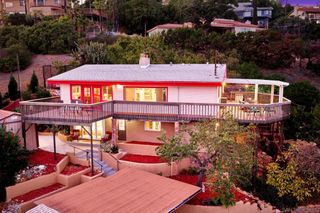 10562 Queen Avenue, La Mesa, CA 91941