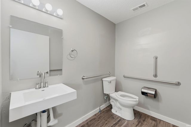 3109 Oxford Street, Fort Wayne, IN 46806